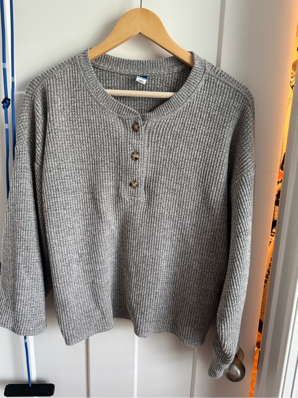 Old Navy beige Ribbed Henley Sweater - Men's